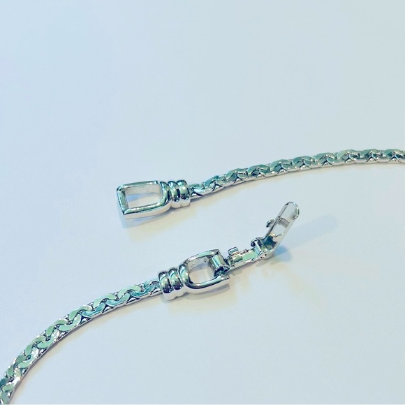 ✨Swarovski Necklace✨ - Picture 4 of 5